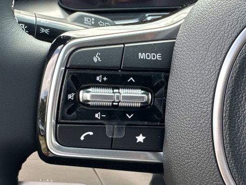 New 2025 Kia Sorento S w/ Panoramic Sunroof Package image 25