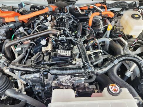 Used 2024 Toyota Land Cruiser w/ Premium Package image 31