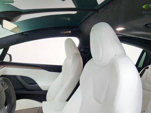 Used 2022 Tesla Model X AWD/4WD image 35