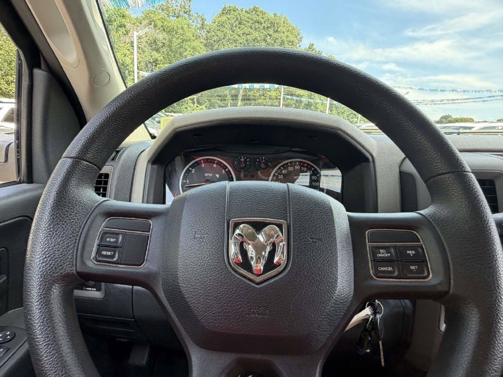 Used 2012 RAM 1500 Express AWD/4WD image 27