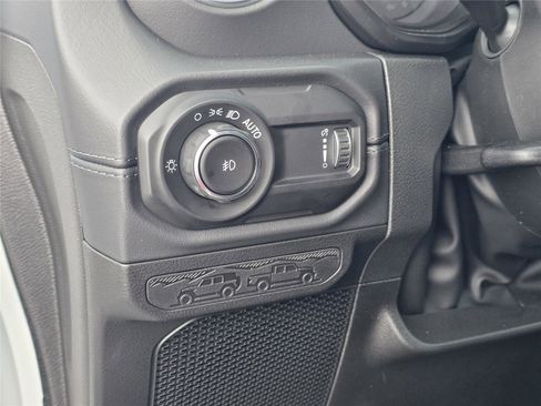 New 2026 Jeep Wrangler Unlimited Sahara AWD/4WD image 22
