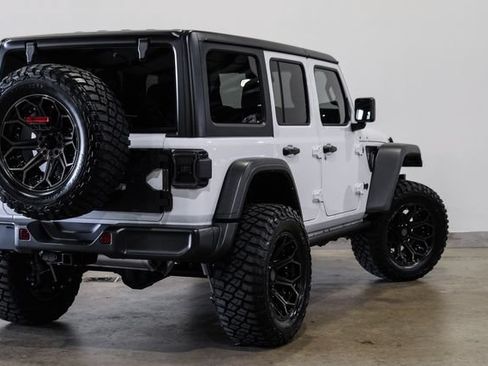Used 2024 Jeep Wrangler Unlimited Sport AWD/4WD image 36
