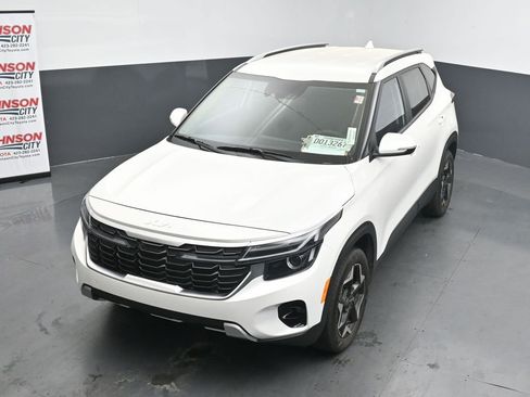 Used 2025 Kia Seltos S FWD image 12