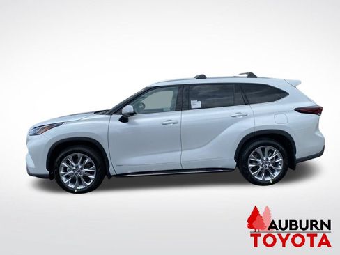 New 2026 Toyota Highlander Limited AWD/4WD image 6