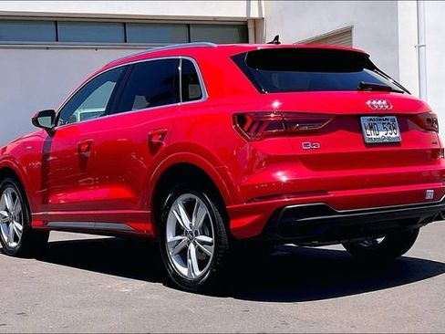 Used 2020 Audi Q3 2.0T Premium w/ Convenience Package AWD/4WD image 10