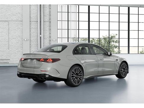 New 2026 Mercedes-Benz E 53 AMG e 4MATIC Sedan image 21