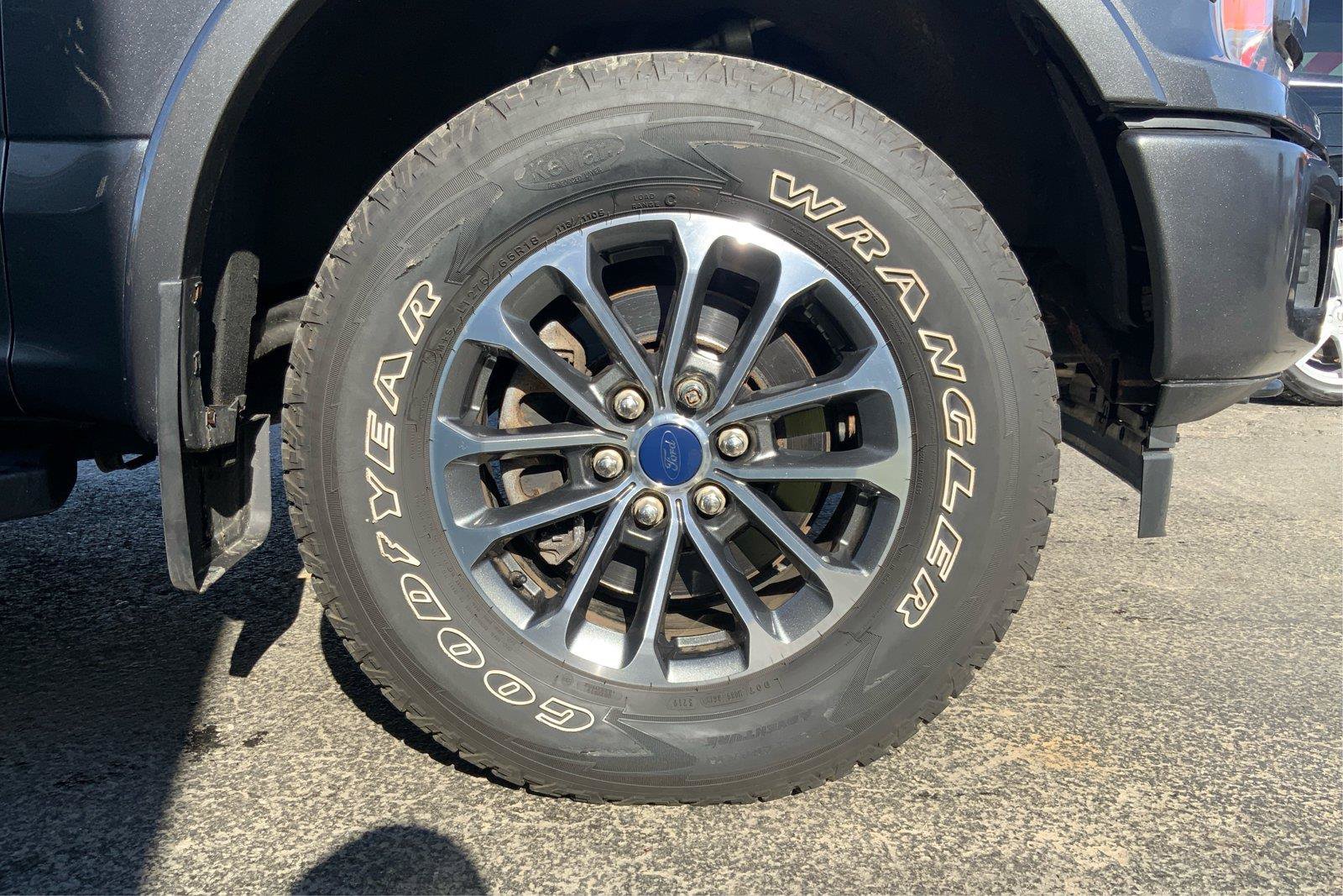 Used 2019 Ford F150 XLT w/ Equipment Group 302A Luxury AWD/4WD image 28