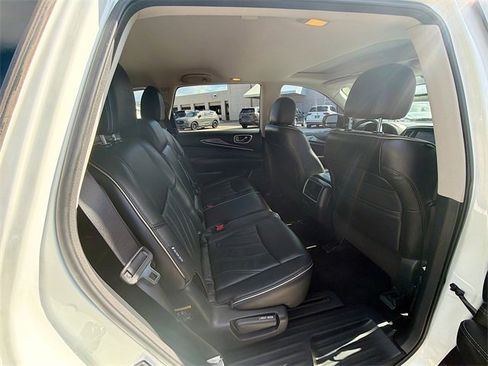 Used 2020 INFINITI QX60 Luxe w/ Essential Package image 29