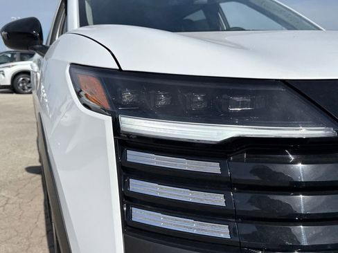 New 2026 Nissan Kicks SV w/ Charging Package image 10