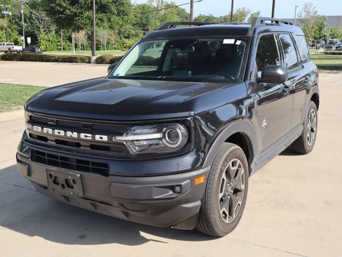 Used 2024 Ford Bronco Sport Outer Banks AWD/4WD image 8