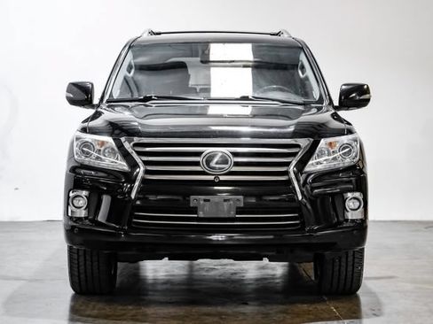 Used 2014 Lexus LX 570 4WD image 7