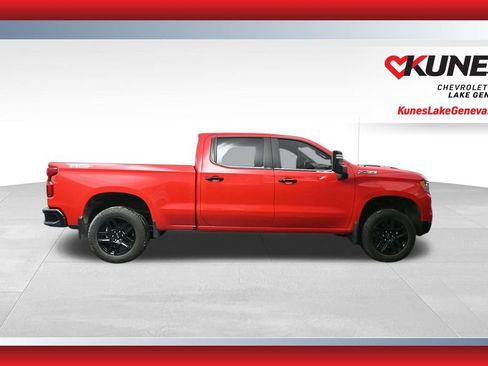 Used 2024 Chevrolet Silverado 1500 LT Trail Boss w/ Convenience Package II AWD/4WD image 3