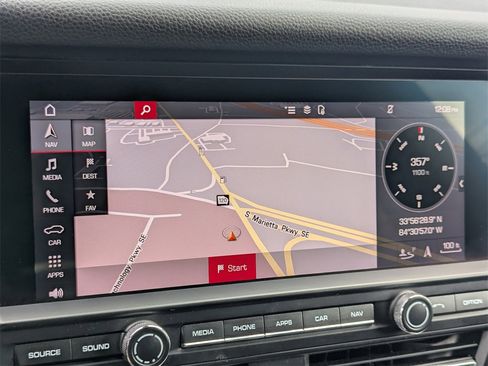 Used 2021 Porsche Macan S w/ Premium Package Plus image 16