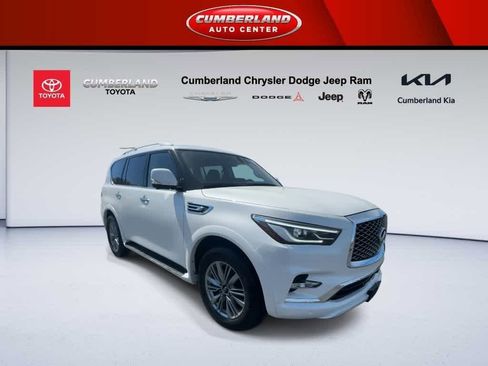 Used 2024 INFINITI QX80 Luxe image 2