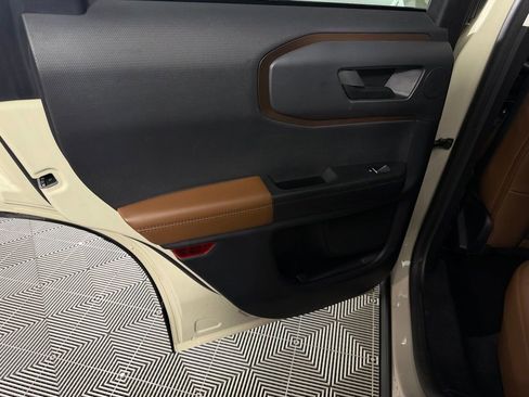 Used 2024 Ford Bronco Sport Outer Banks w/ Tech Package image 32