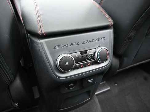 New 2026 Ford Explorer ST-Line w/ ST-Line Street Pack image 30