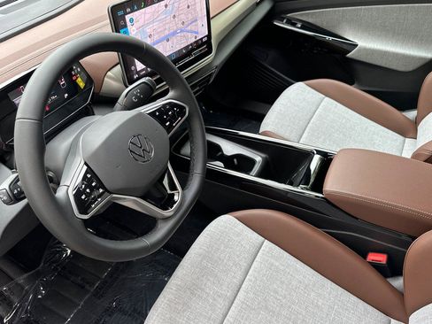 New 2025 Volkswagen ID.4 Pro image 9