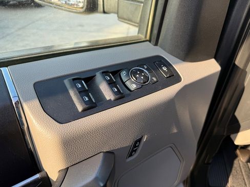 Used 2017 Ford F250 XLT w/ XLT Value Package AWD/4WD image 21