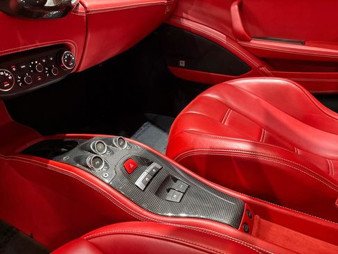 Used 2015 Ferrari 458 Spider RWD image 25