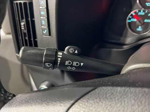 Used 2022 GMC Savana 3500 w/ Power Convenience Package image 30