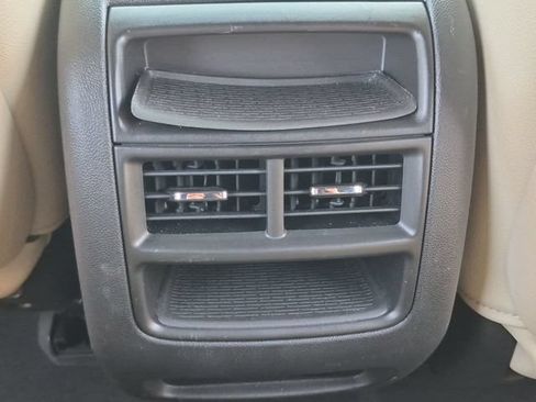 Used 2018 Cadillac XT5 FWD w/ LPO, Wheel Lock Package image 20