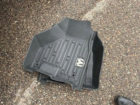 Used 2018 RAM 3500 Laramie AWD/4WD image 46