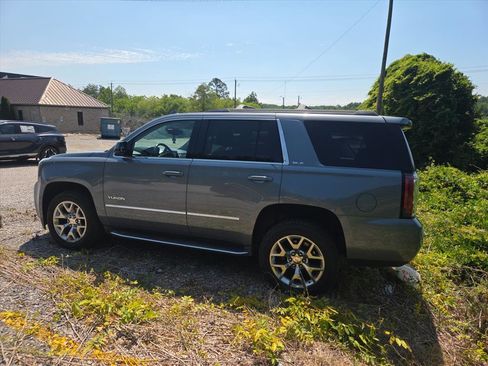 Used 2015 GMC Yukon SLE w/ Convenience Package AWD/4WD image 5