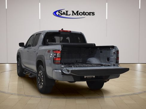 Used 2024 Nissan Frontier PRO-4X w/ Technology Package AWD/4WD image 7