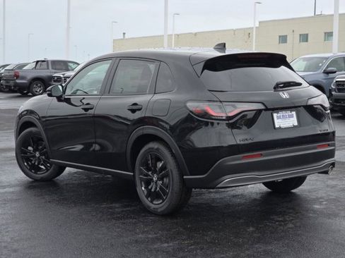 New 2026 Honda HR-V Sport image 9