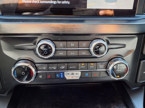 Used 2024 Ford F250 Lariat w/ Sport Appearance Package AWD/4WD image 13