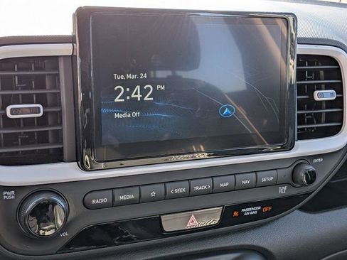 Certified 2023 Hyundai Venue Limited image 26