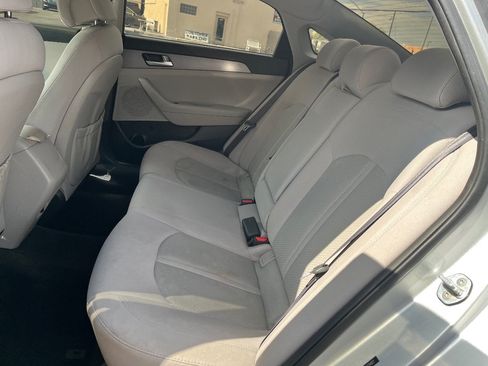 Used 2016 Hyundai Sonata SE FWD image 27