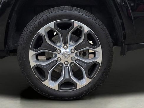 Used 2022 RAM 1500 Limited AWD/4WD image 34