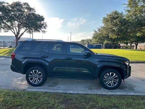 Certified 2025 Toyota 4Runner Limited AWD/4WD image 7