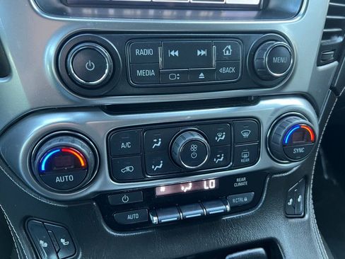 Used 2017 Chevrolet Tahoe LT AWD/4WD image 33