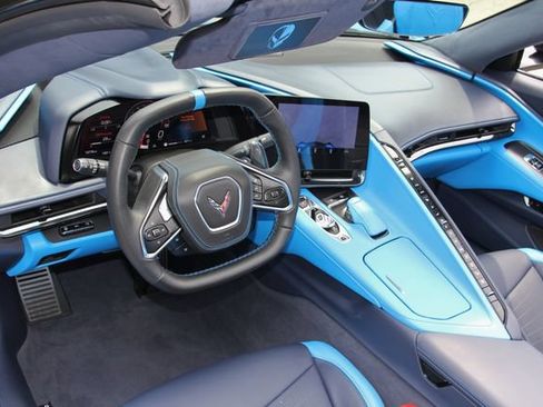 Used 2023 Chevrolet Corvette Stingray Premium Conv w/ Z51 Performance Package RWD image 25
