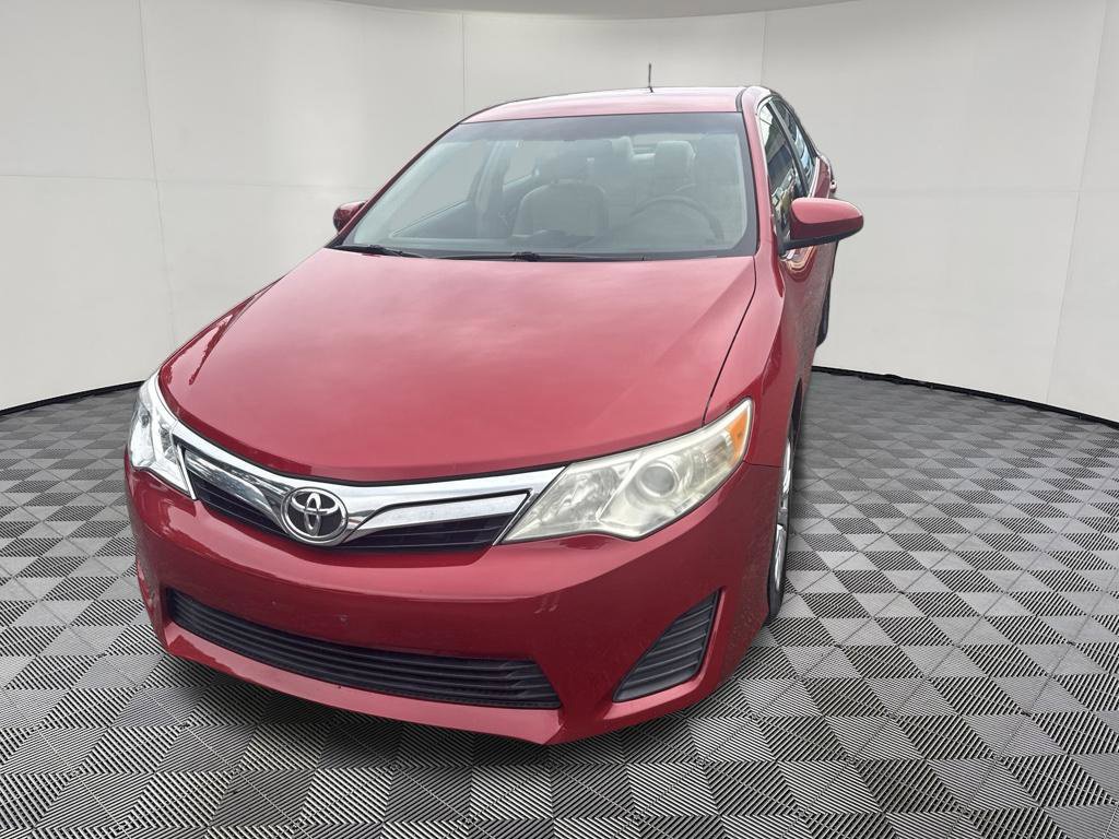 Used 2012 Toyota Camry LE FWD image 18