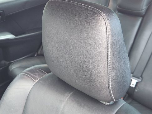 Used 2014 Toyota Camry SE w/ Moonroof Package FWD image 24