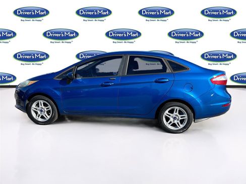 Used 2018 Ford Fiesta SE image 4