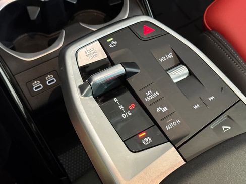 Used 2025 BMW X2 M35i image 24