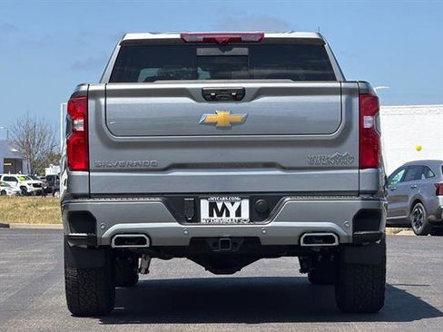 New 2026 Chevrolet Silverado 1500 High Country w/ Technology Package AWD/4WD image 5