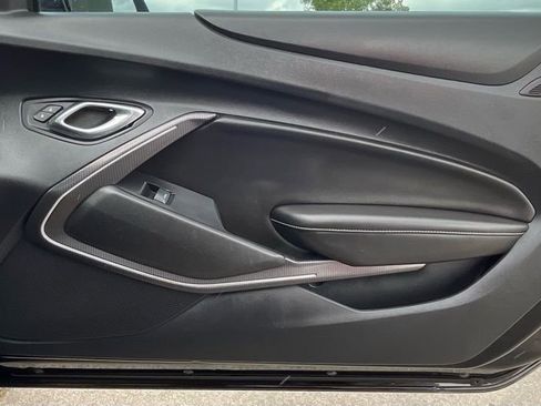 Used 2016 Chevrolet Camaro SS image 35