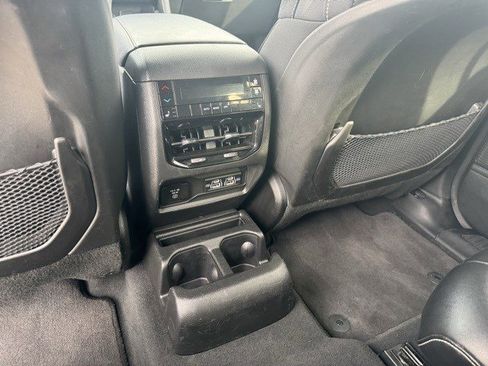 Used 2024 Jeep Grand Cherokee L Limited image 26