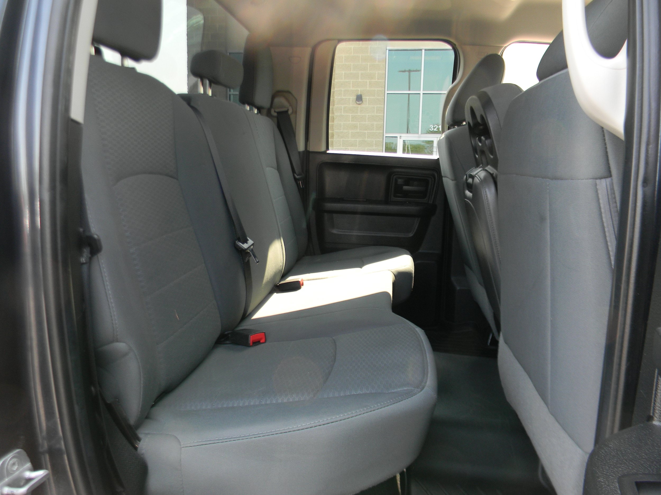 Used 2014 RAM 1500 Express AWD/4WD image 7