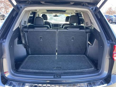 Used 2019 Volkswagen Atlas SE w/ Panoramic Sunroof Package image 22