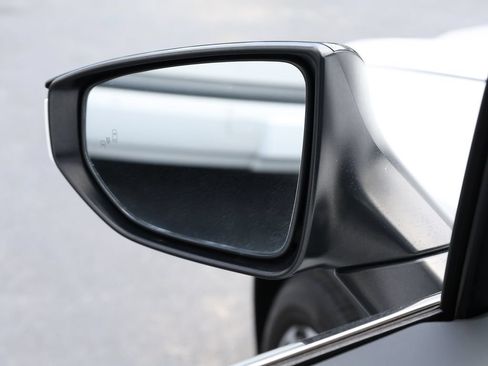 Used 2025 Lexus UX 300h FWD image 9
