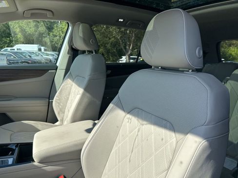 New 2026 Volkswagen Atlas SEL Premium R-Line image 22