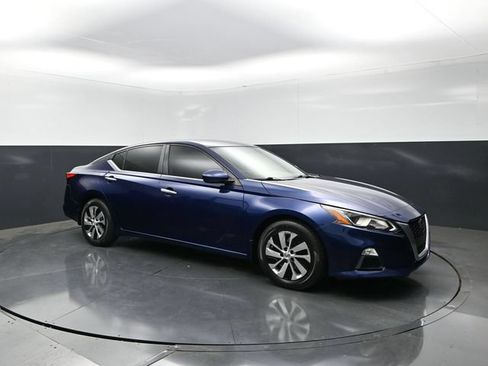 Used 2020 Nissan Altima 2.5 S FWD image 1