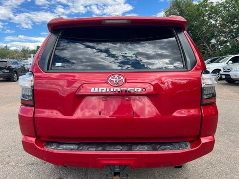 Used 2019 Toyota 4Runner SR5 AWD/4WD image 5