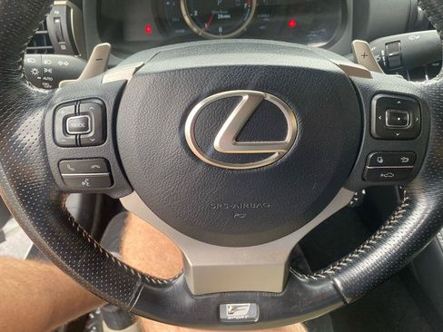 Used 2017 Lexus RC 200t F Sport RWD image 19